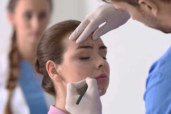 Best otoplasty surgeon